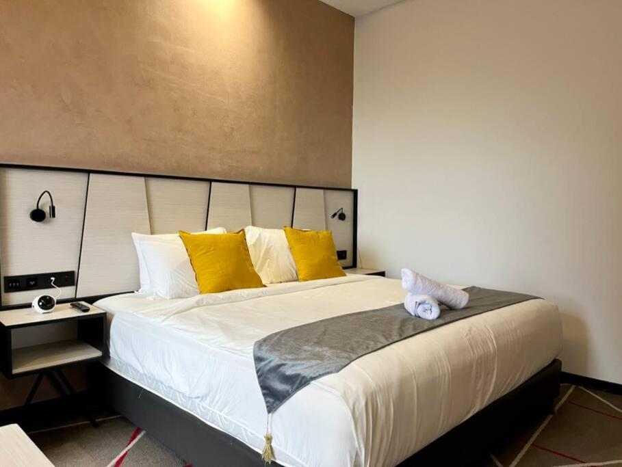 #211 M101 Dang Wangi Klcc View Pool By Livin Apartment Kuala Lumpur Exterior photo